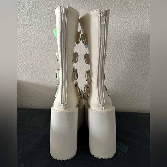Demonia dolls kills white 5 strap platform boots size 8 - Picture 3 of 7